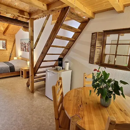 Apartment Les Balcons Du Molliebon Seez